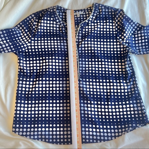 Blue and white log sleeve blouse - Picture 6 of 7